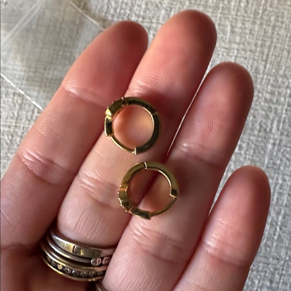 COACH Huggie Hoop Gold Heart Earrings - Picture 3 of 5